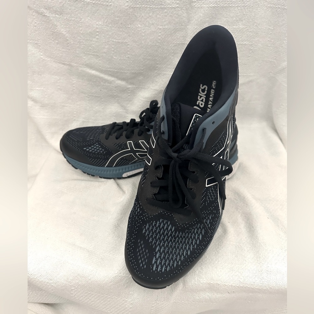 ASICS GEL-KAYANO 26